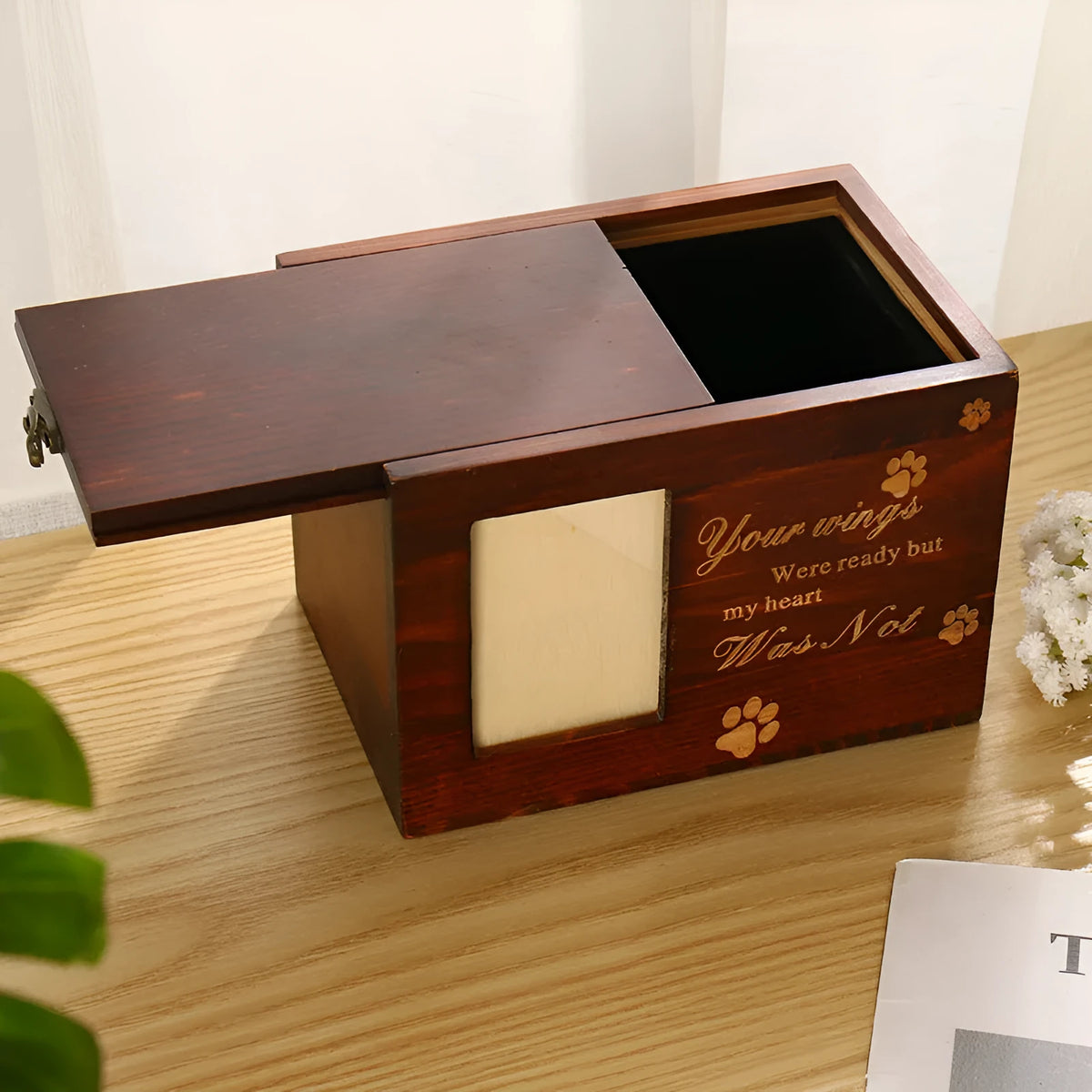 Solid wood pet cinerary casket with leash photo frame, carved wooden memorial box, 16x11x11cm, 338g