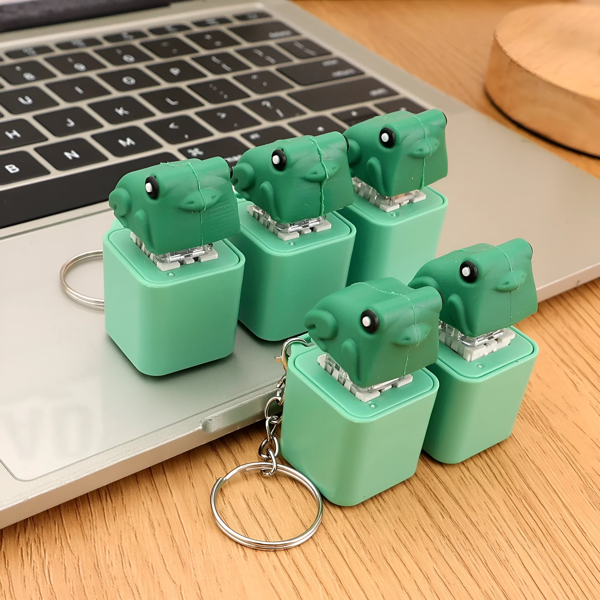 Funny croaking frog keychain rechargeable small pendant in ABS plastic