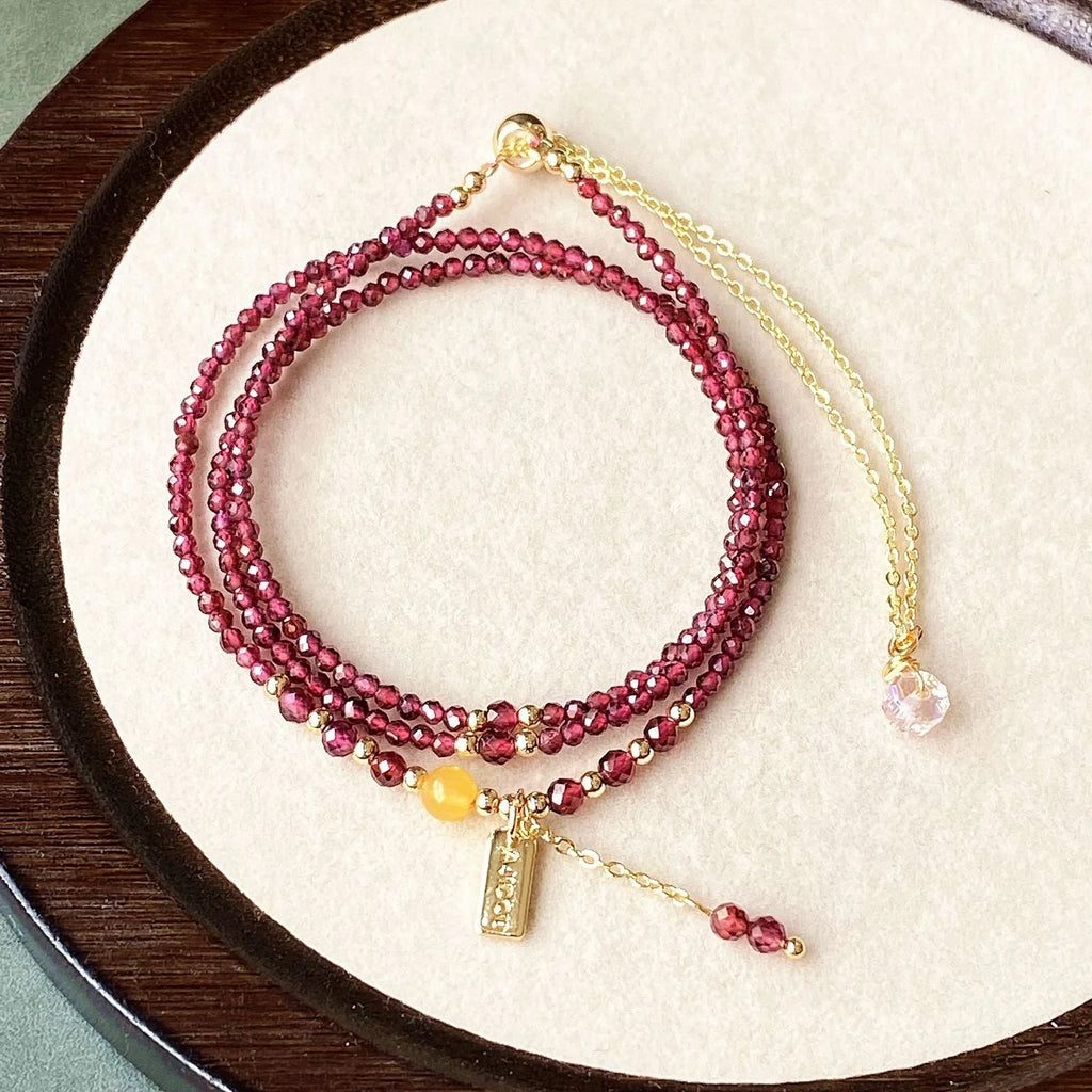 Garnet wine red bracelet and necklace set with beeswax cut surface and three circle design