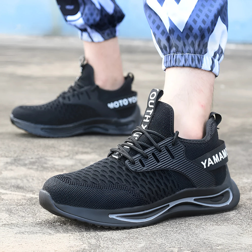 Ultra-light steel toe anti-piercing work shoes black low top fly woven upper industrial safety footwear
