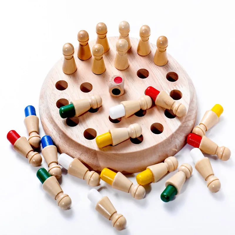 Children's wooden memory chess game made from beech wood on a 17x17cm board with 4.8cm pieces.