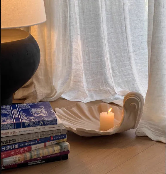 White resin fruit plate ornament with simulation shell design for table decoration