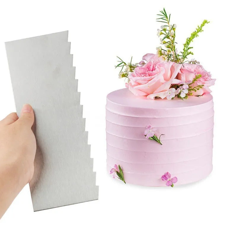 Stainless steel cake scraper with geometric polygon edge pattern for decorative baking