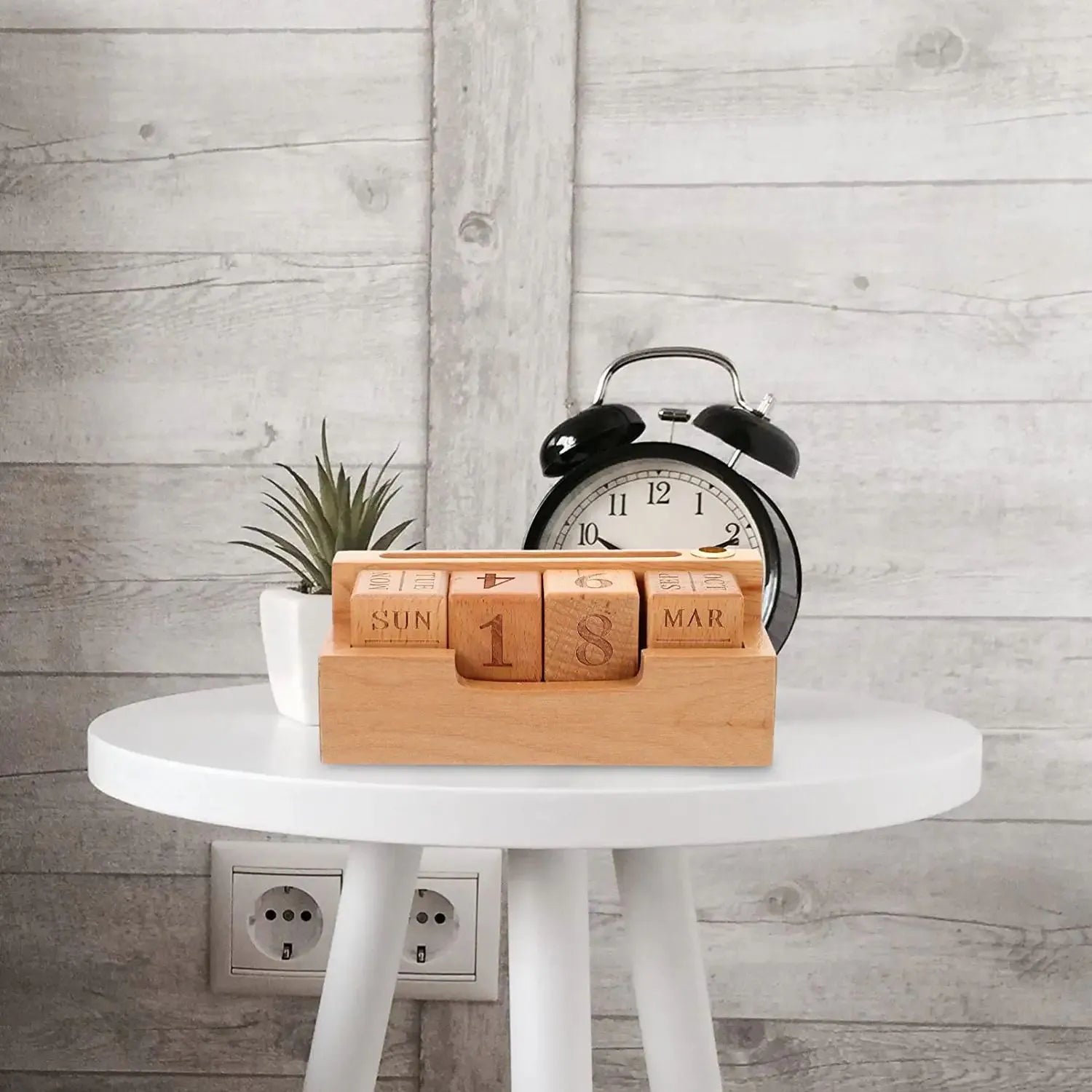 Solid wood creative simple desk calendar cube in large and small size options.