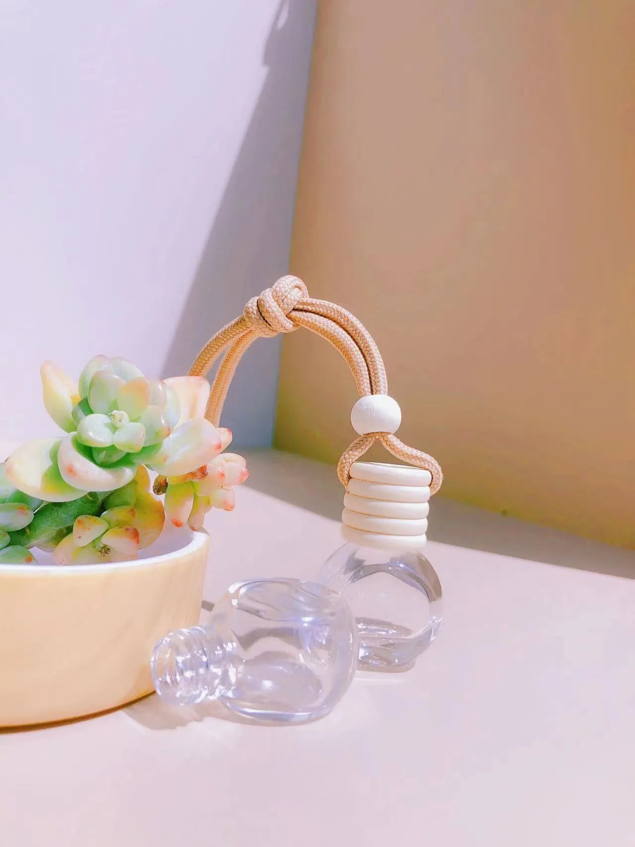 Glass bottle car perfume pendant in cylinder, diamond, flat drum, and square styles with 8ml or 6ml capacity
