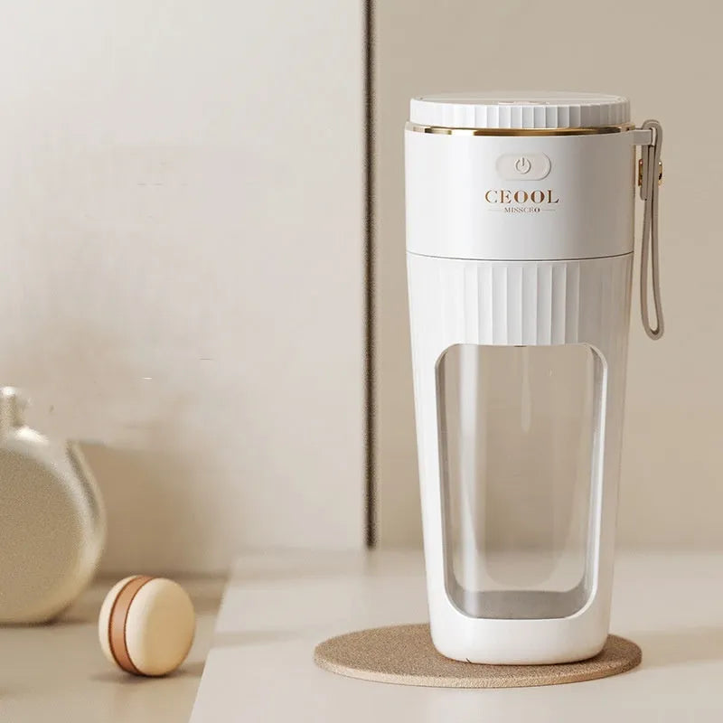 Portable electric juicer cup 340ml with rechargeable battery and charging cable