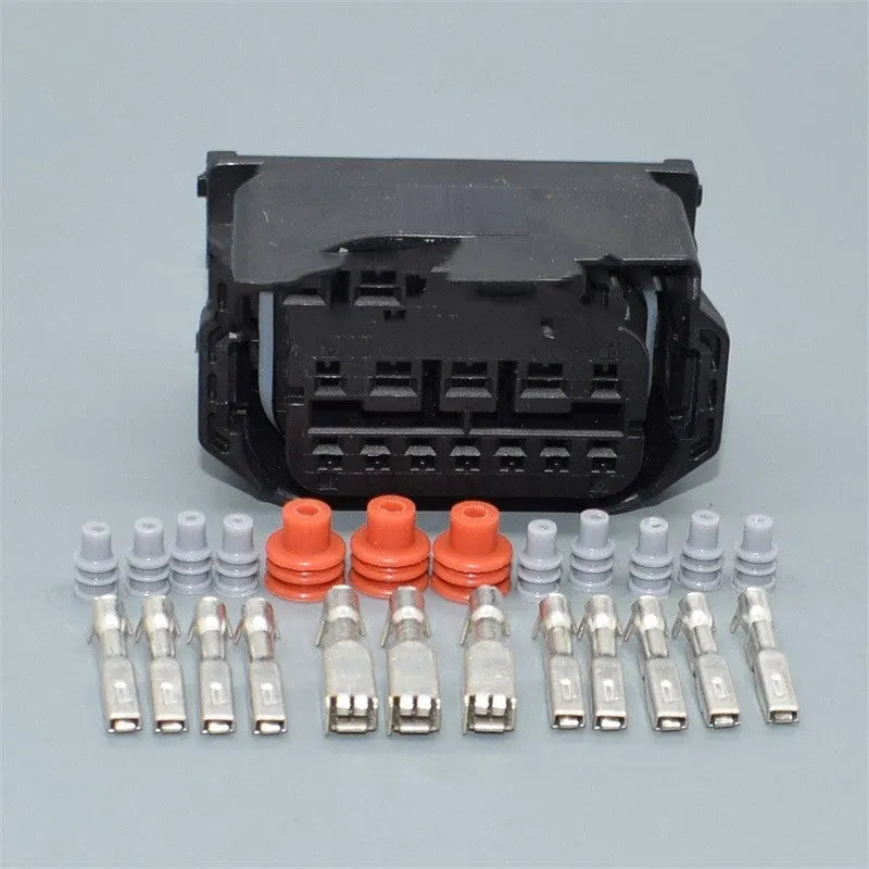 Black BMW headlight electrical plug connector for X1 E90 E92 models