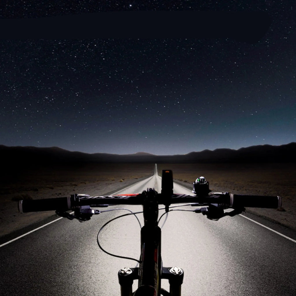 Black aluminium bicycle headlight with CREE XPG3 LED and IPX6 waterproof rating