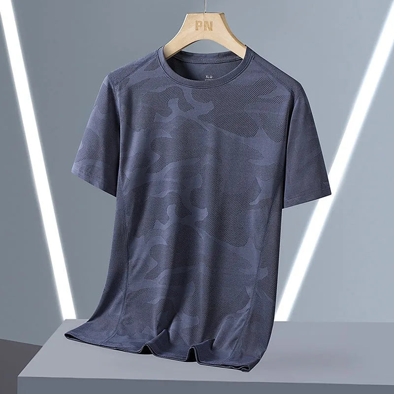 Men's plus size quick-dry nylon T-shirt in camouflage pattern with round neck and short sleeves