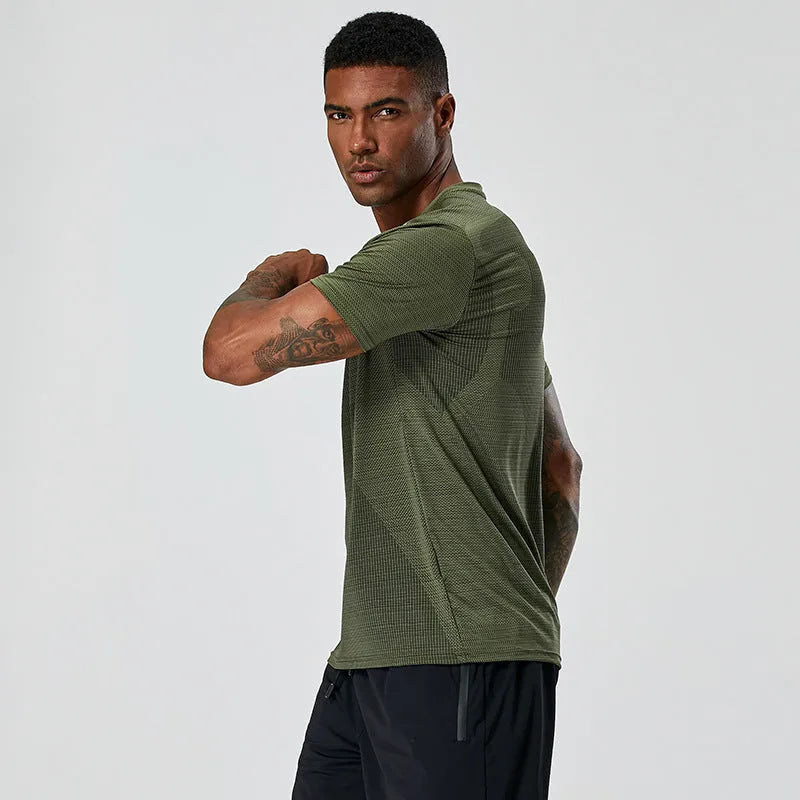 Quick-drying polyester T-shirt for men and women in Army Green
