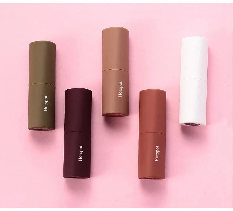 Gift box containing five velvet matte lipsticks with waterproof non-stick cup formula