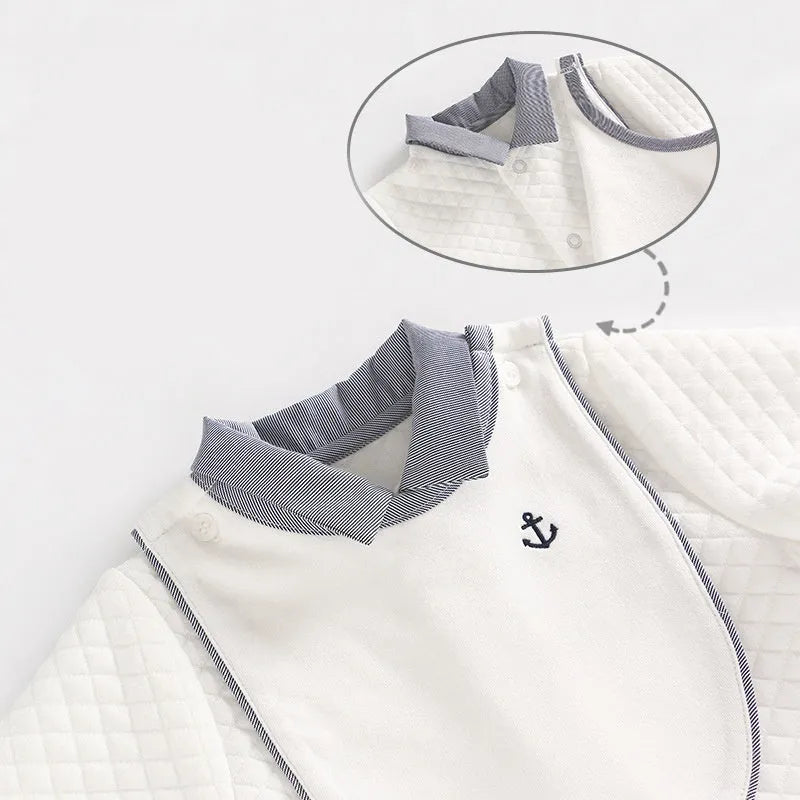 White long-sleeved cotton baby boy gentleman romper suit for spring and autumn wear