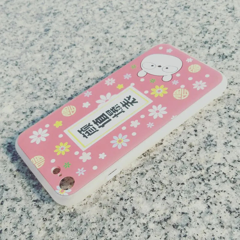 Transparent TPU and PC phone case for multiple smartphone models on a table