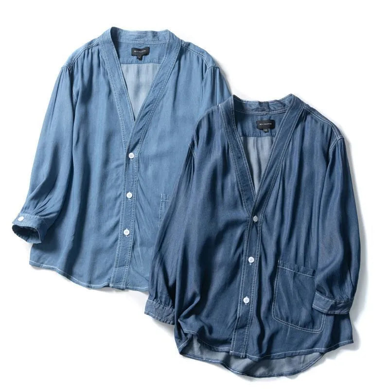 Men's dark blue three-quarter sleeve denim coat with V-neck collar and side pockets