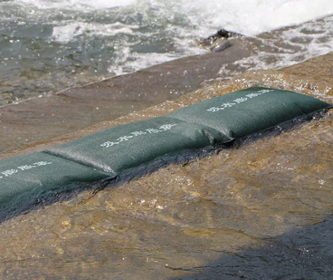 Thickened canvas water absorption expansion bag for flood control in 30x70 size