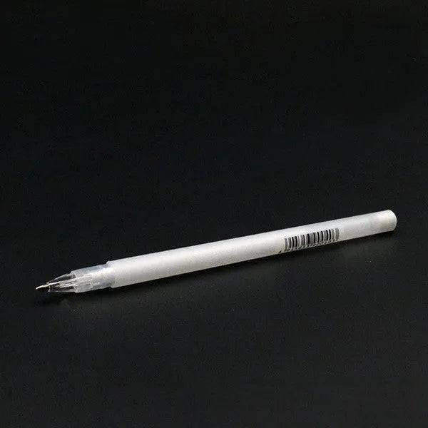 Touchnew black card hand-painted highlight pen with 0.8mm tip in golden, silver, and white colours