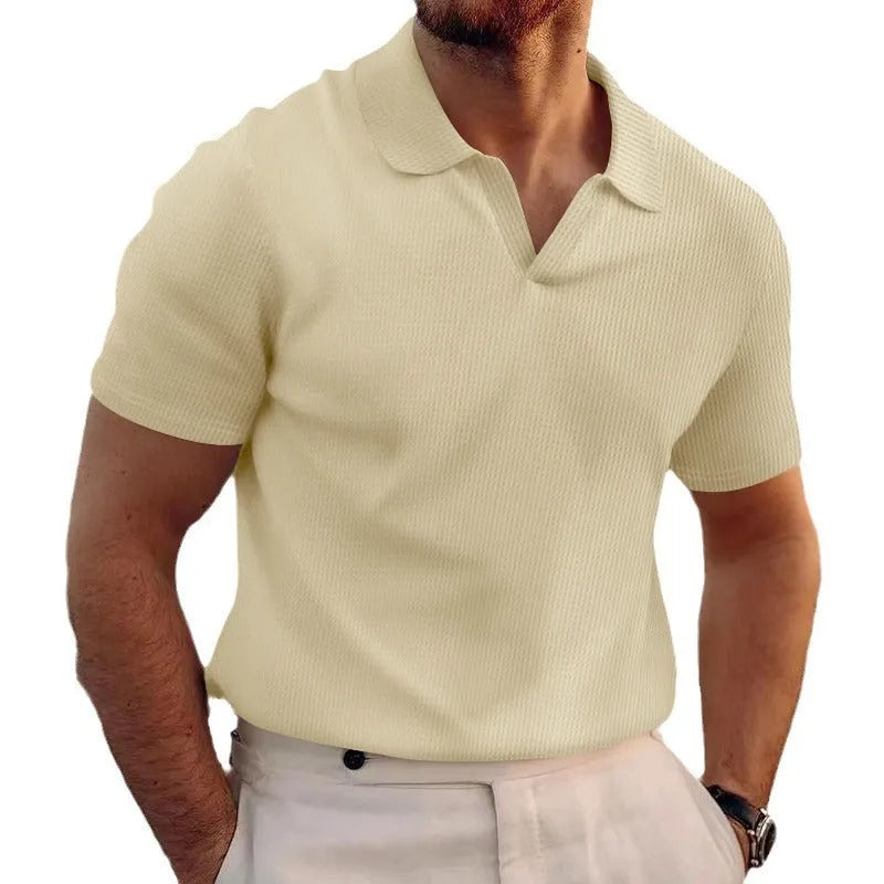 Men's slim-fit lapels T-shirt with heavy waffle knit texture in solid colour.