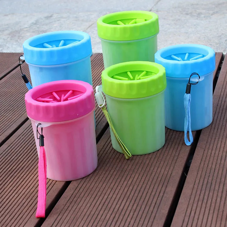 Blue silicone and PP plastic dog paw wash bucket with barrel design