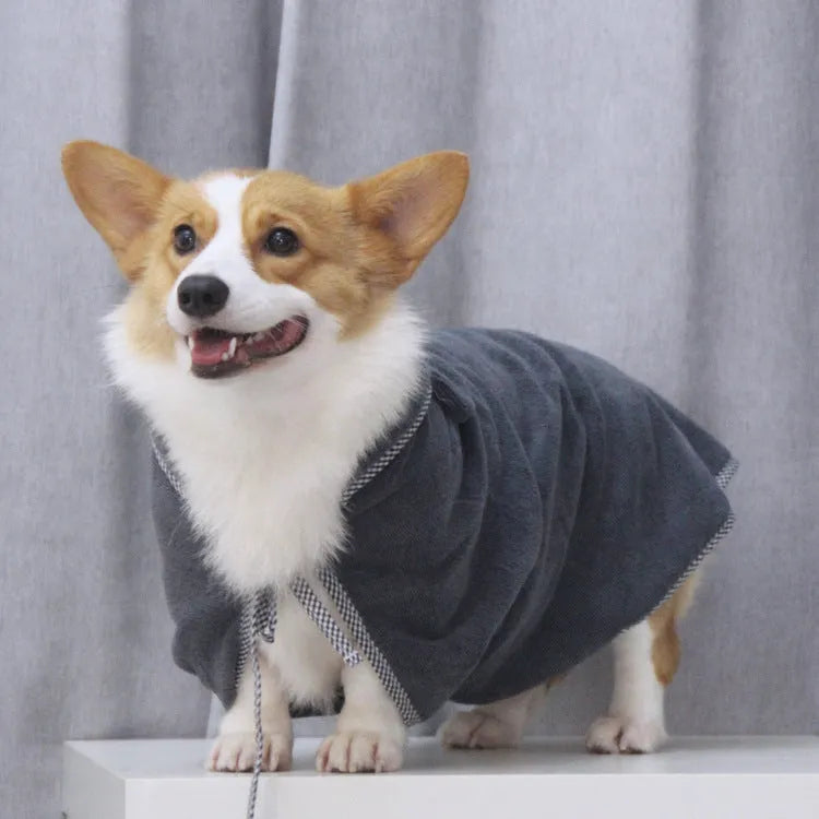 Grey and green microfiber pet towels for dogs and cats in three different sizes