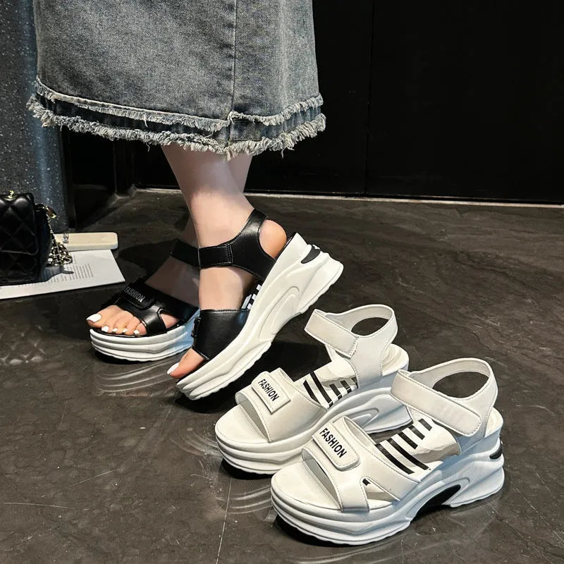 Small Muffin platform sports beach shoes beige PU upper Velcro fastening round toe rubber sole