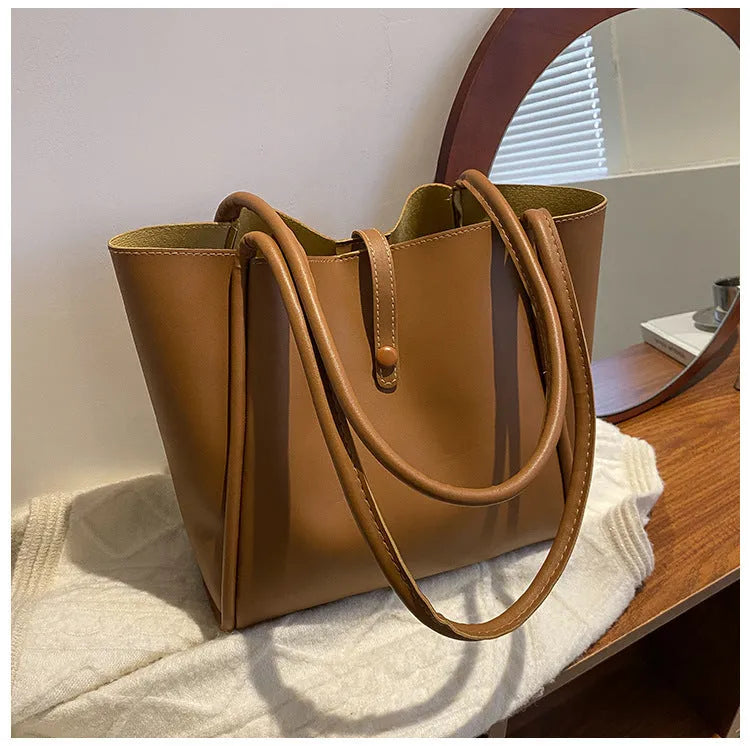 Casual large capacity PU tote bag for women in khaki with included wallet