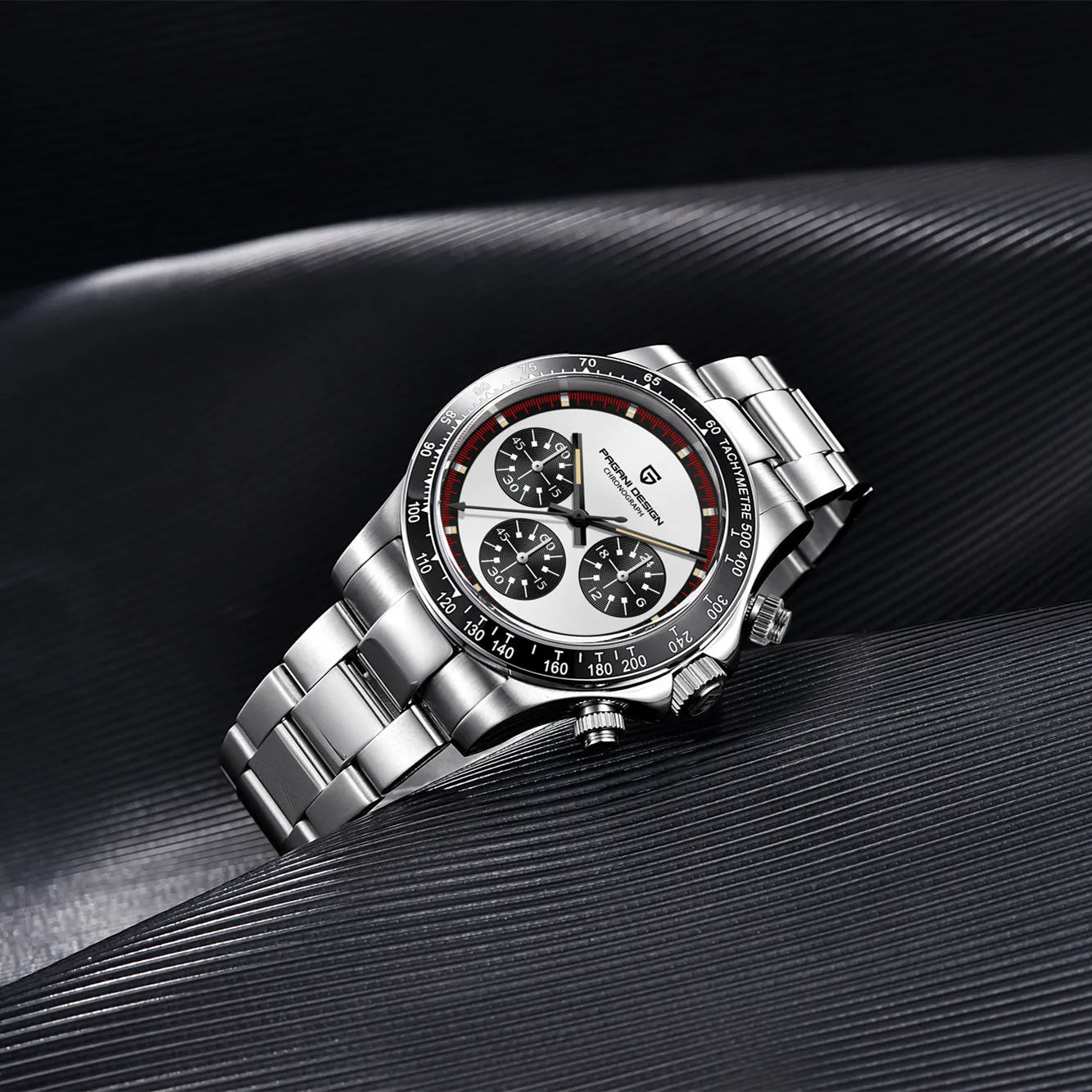 Men's black or white chronograph watch with stainless steel bracelet and 40mm dial