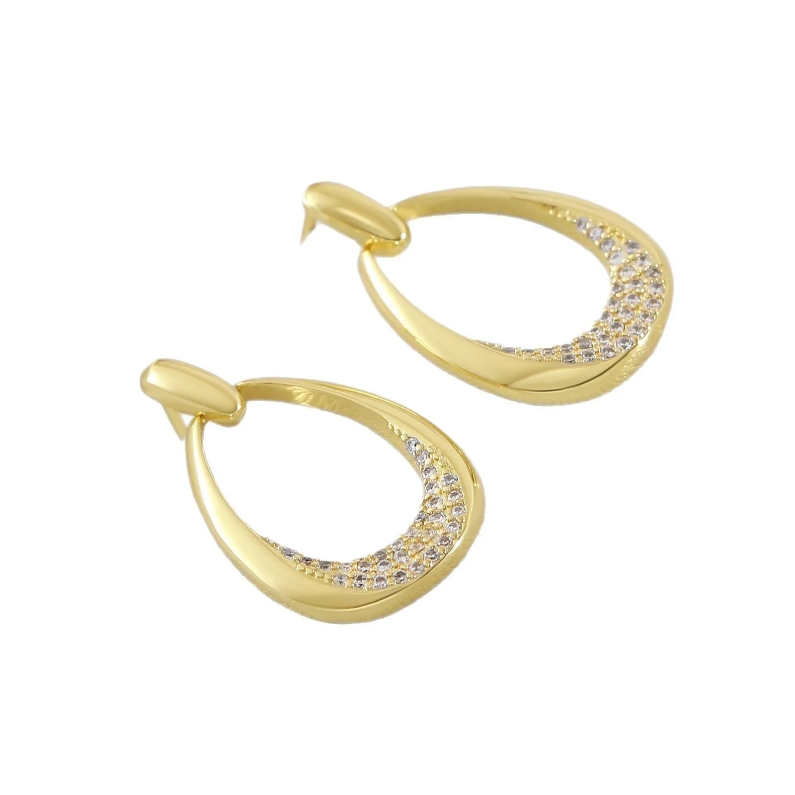 Yellow gold geometric ring drop earrings with electroplated finish on copper, 2.6 x 1.7 cm dimensions