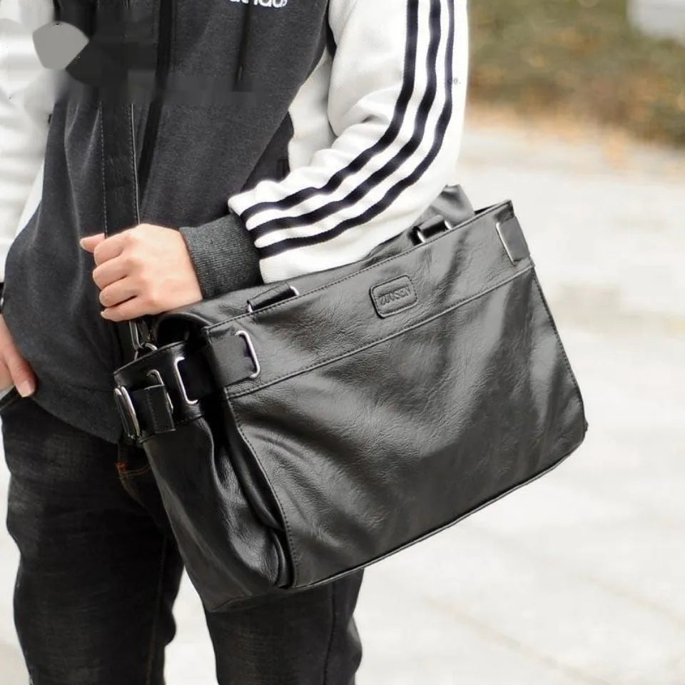 Men's leather messenger bag, large capacity, cowhide lining, black colour, shoulder strap