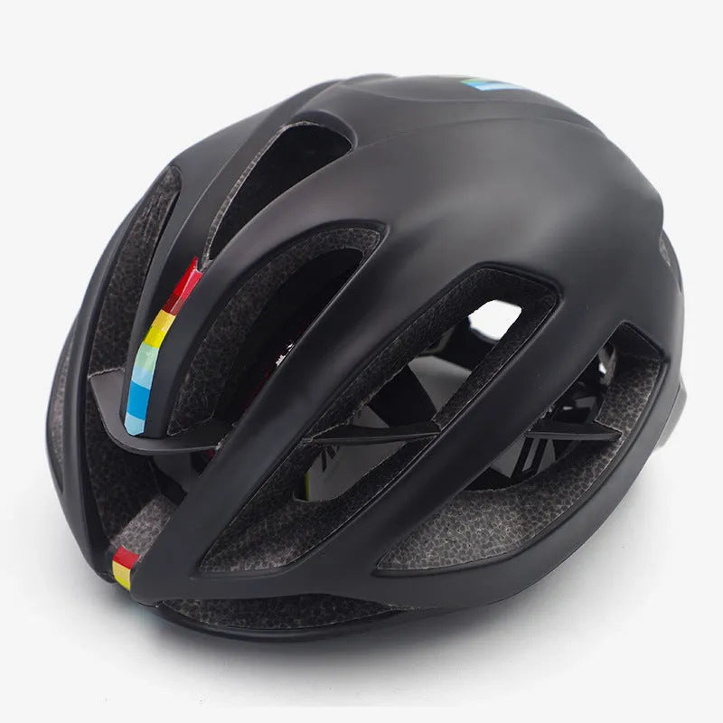 Sponge pad road and mountain bike helmet in adult sizes M and L with 16-20 vents, available in multiple colours