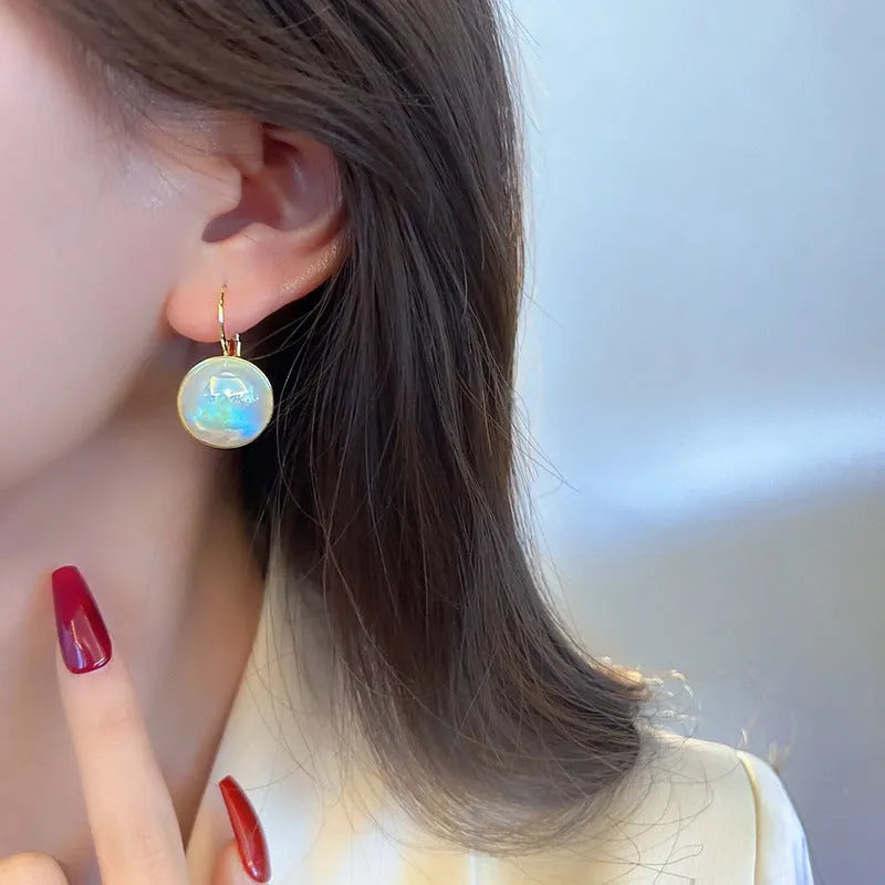 Geometric round colourful mermaid pearl ear clips with anti-lost clip design for women