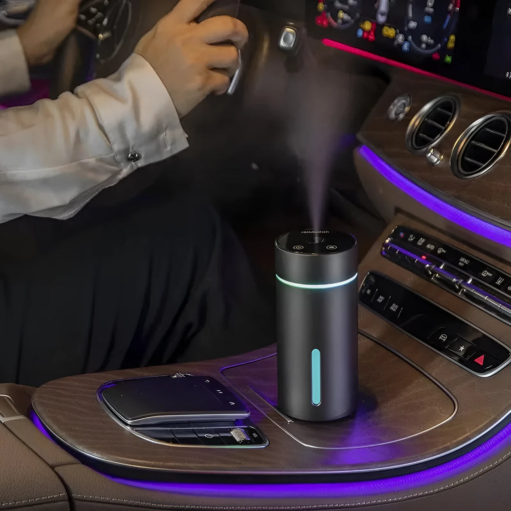 Aluminium car air humidifier and essential oil diffuser with 260ml capacity and USB cable