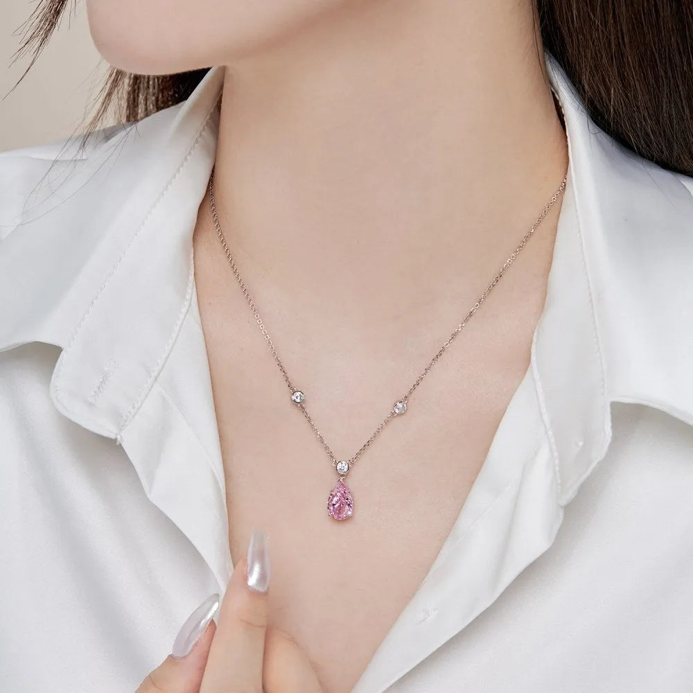 925 silver drop-shaped pendant necklace with platinum white diamond electroplated finish