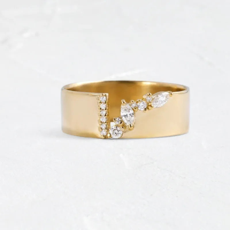 Gold-colour women's ring with shining zircon stone on copper band