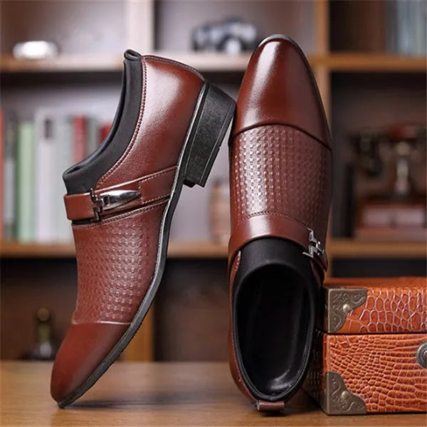 Formal men's leather shoes with artificial PU upper and rubber sole in black, size 38 to 48