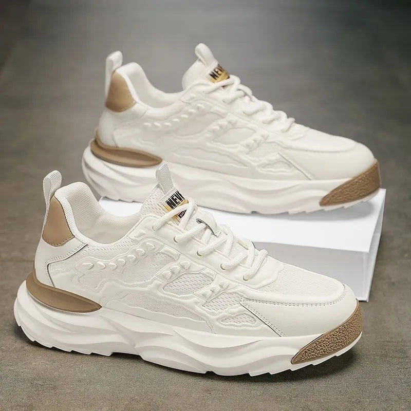 Men's solid colour breathable mesh sports shoes with round toe in white and black options