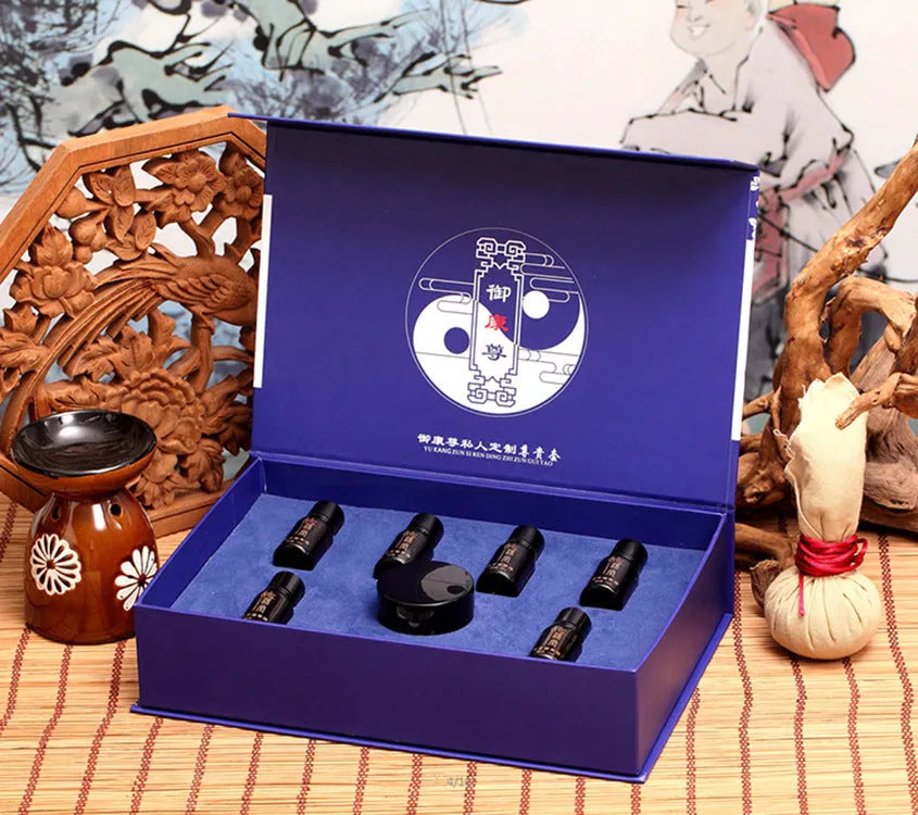 Hot compress medicine mud set with plant extract herbal oil bottles and ginger moxibustion film