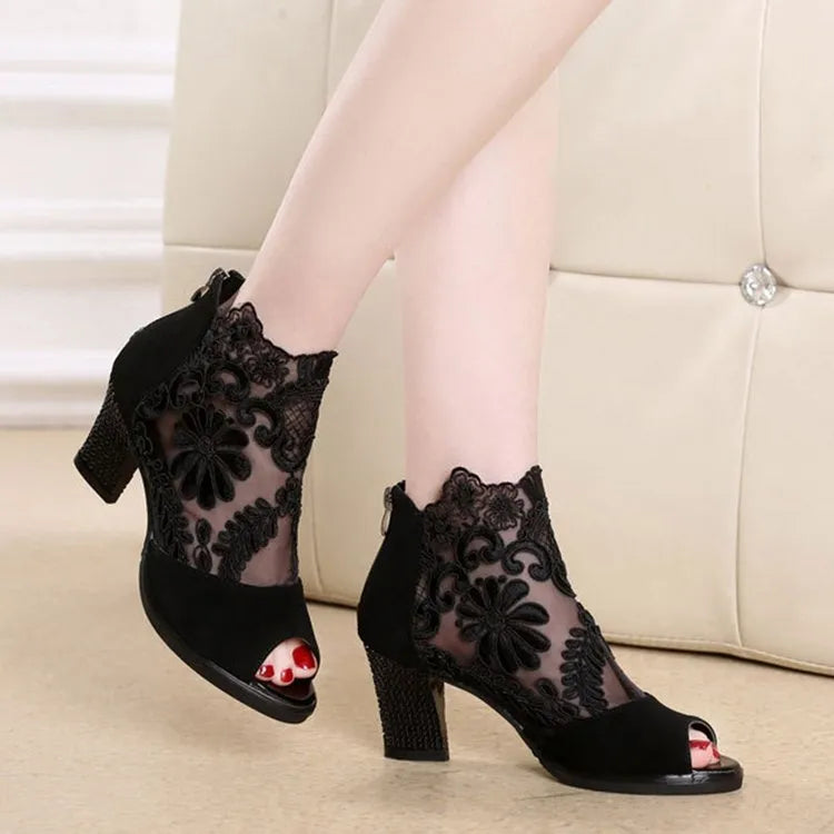 Women's black lace gladiator sandals with square high heels and peep toe design