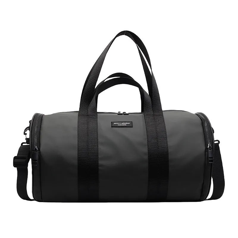 Black waterproof Oxford cloth sports handbag for men and women, suitable for leisure travel.
