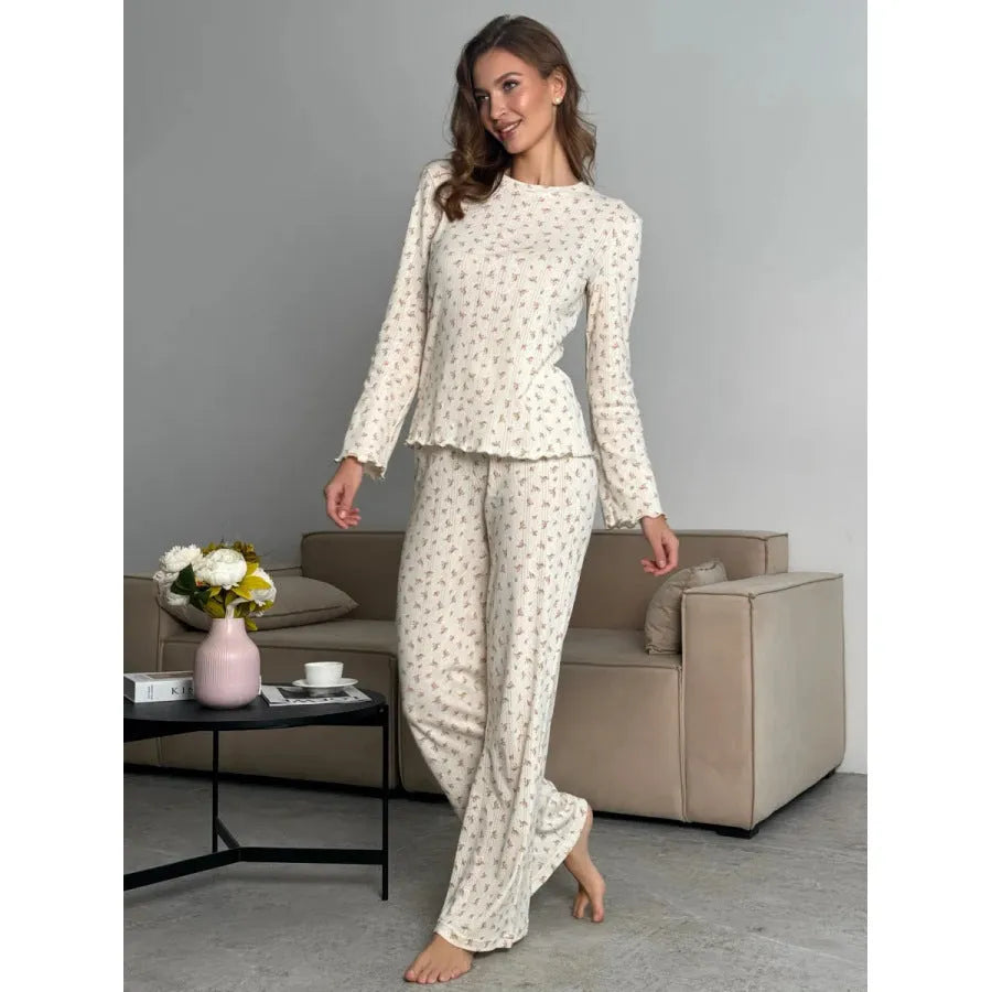White floral print women's bell sleeve top and wide leg pants casual suit set