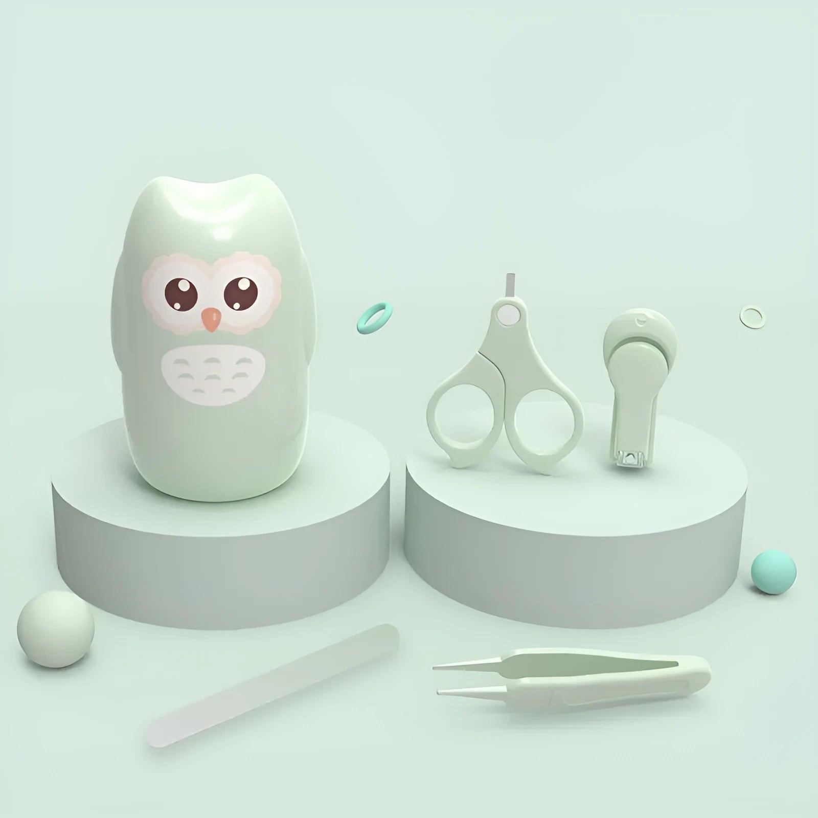 Baby nail clippers set with silicone handle in a choice of six animal-themed colours for newborns.