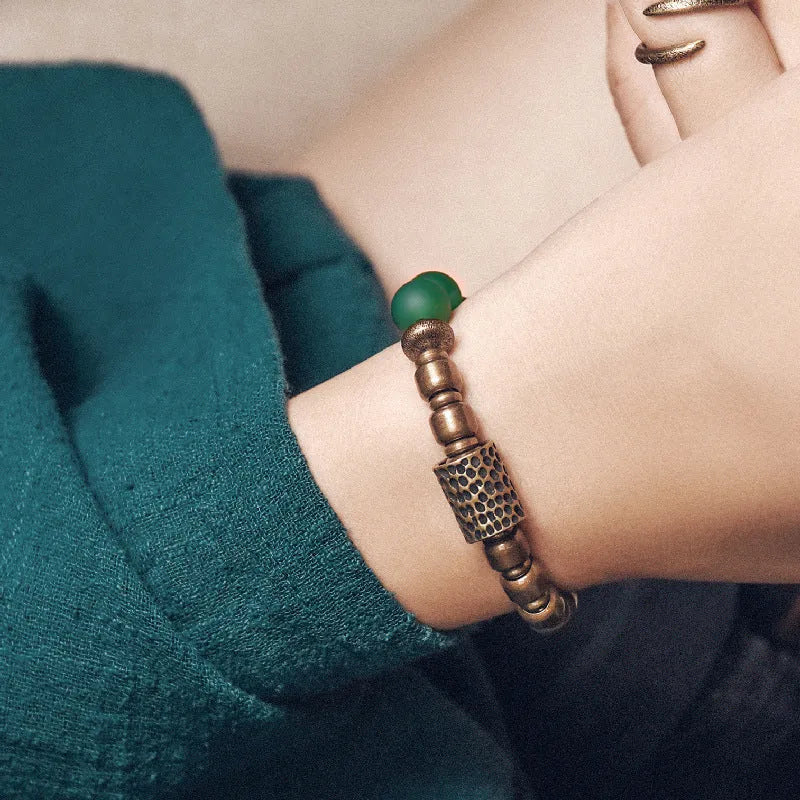 Ethnic style natural crystal couple's bracelet in green or red agate with retro design