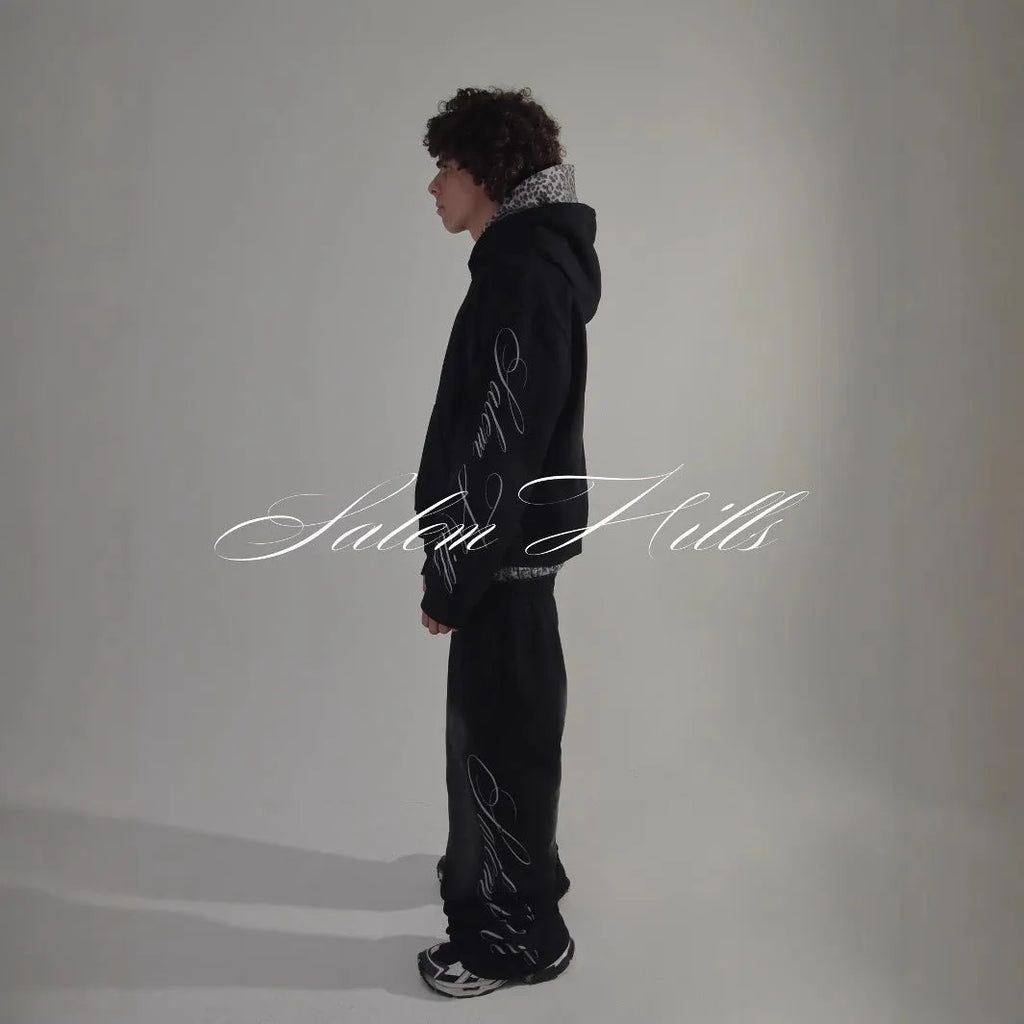 Men's punk print pullover hoodie suit set with matching pants in fleece-lined fabric