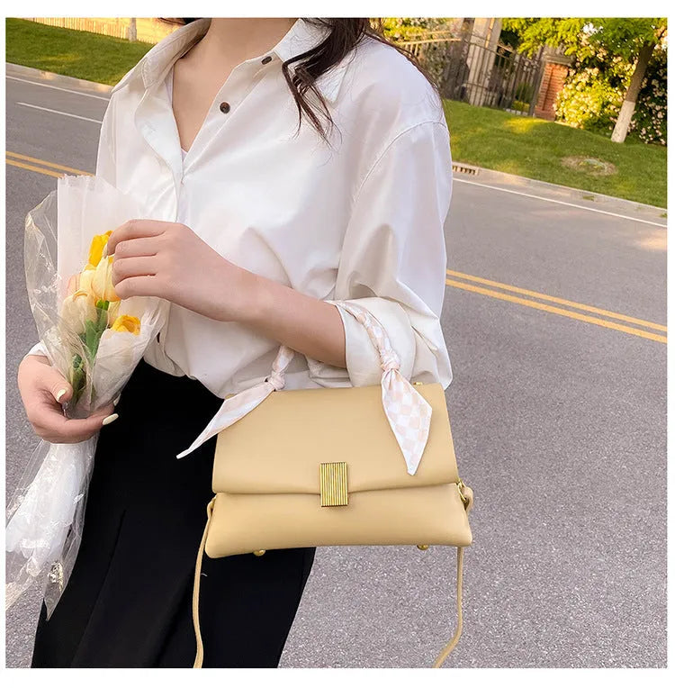 Horizontal square PU shoulder handbag for business commuting with phone pocket and zippered compartment