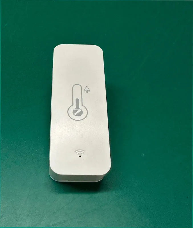 WiFi humidity and temperature sensor with ABS housing measuring 72mm by 25mm by 20mm