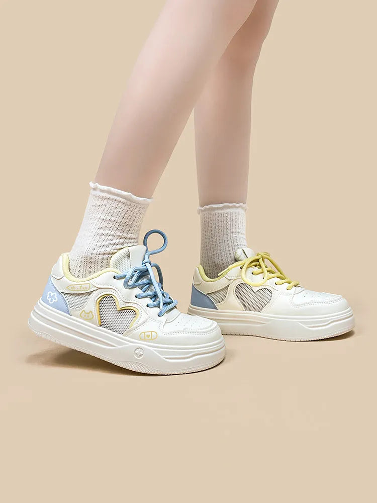 Korean-style summer sneakers with mesh upper and Meow Rabbit Sea Salt Cheese colour