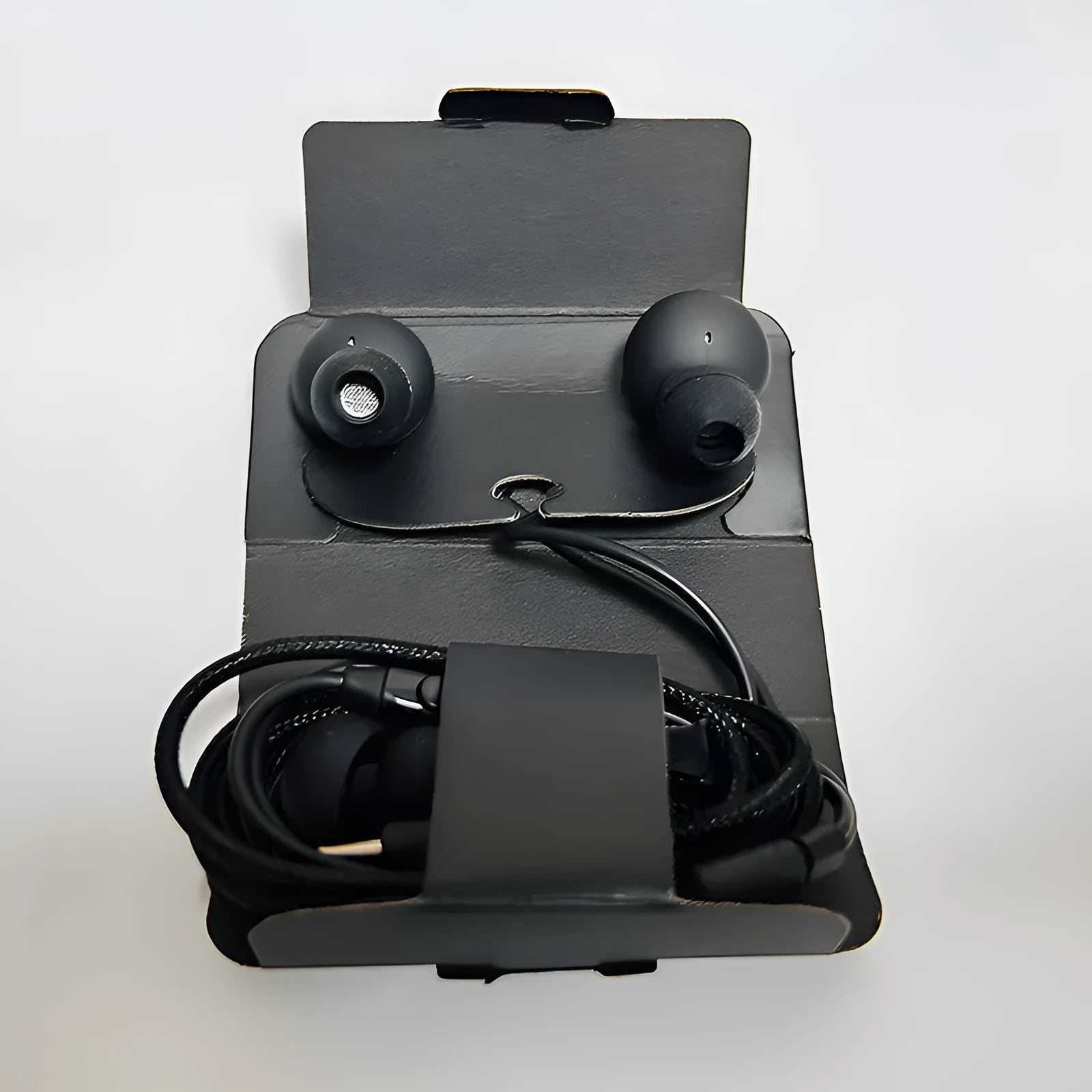 Decoding Digital extra bass wired earbuds with 3.5mm jack for Samsung Note10 S10 S8, simple plastic design, 1.2m cord