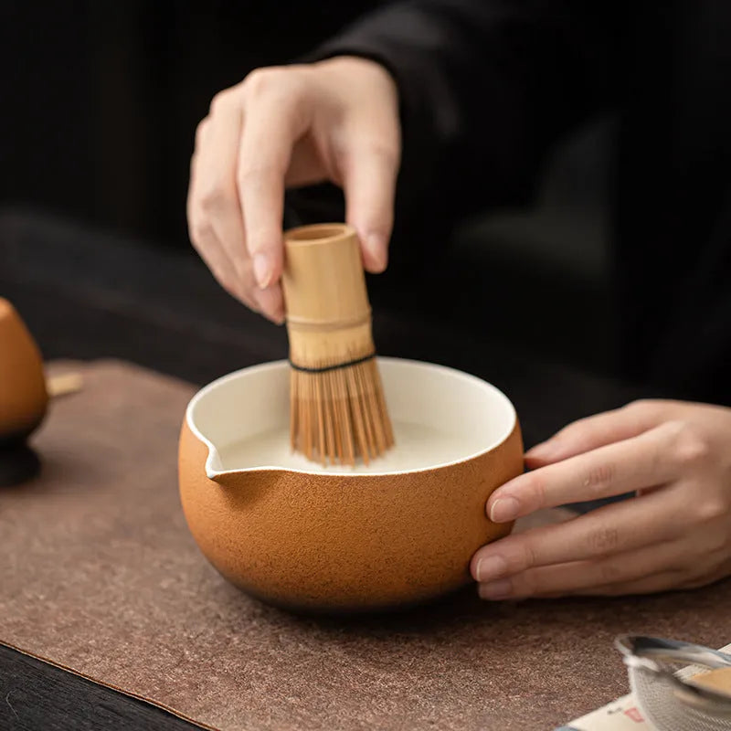 Guyun matcha eight-piece ceramic set including bowl, stand, spoon, strainer, sifter, mat, and Jiangshan shelf in Chinese style