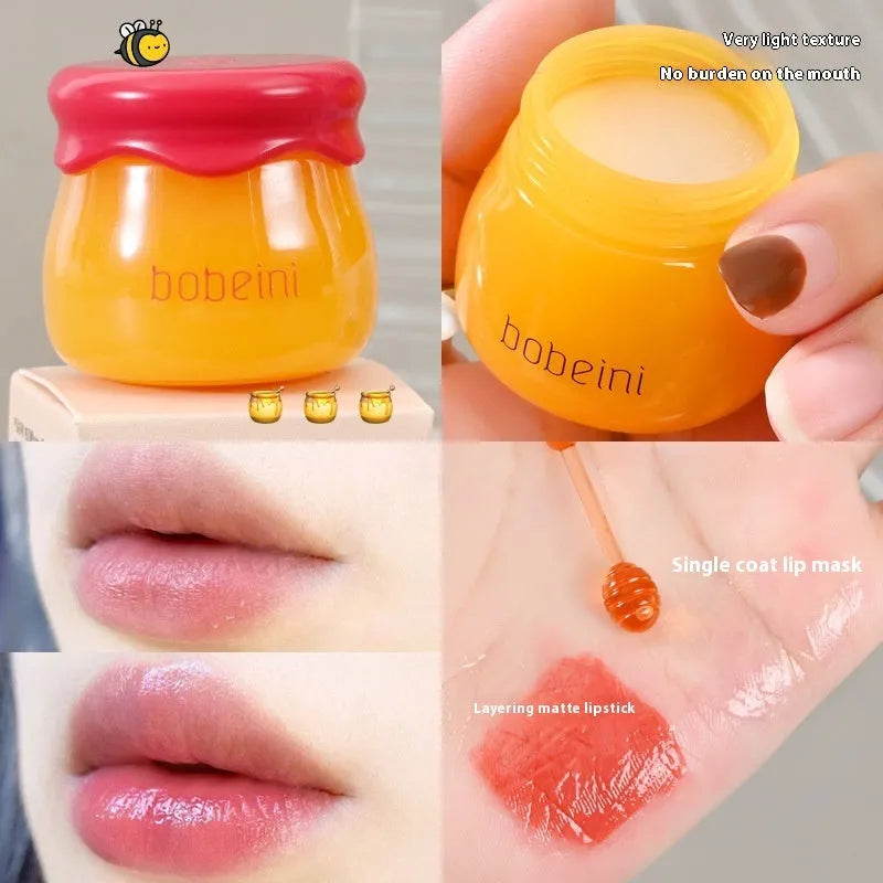Vaseline moisturising lip balm pot in 9g size with a small brush applicator.