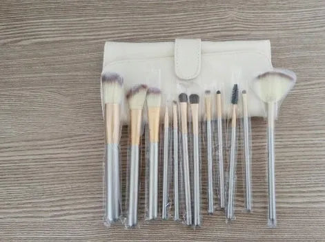 Persian make-up brush set with rice white brush heads and champagne-coloured handles