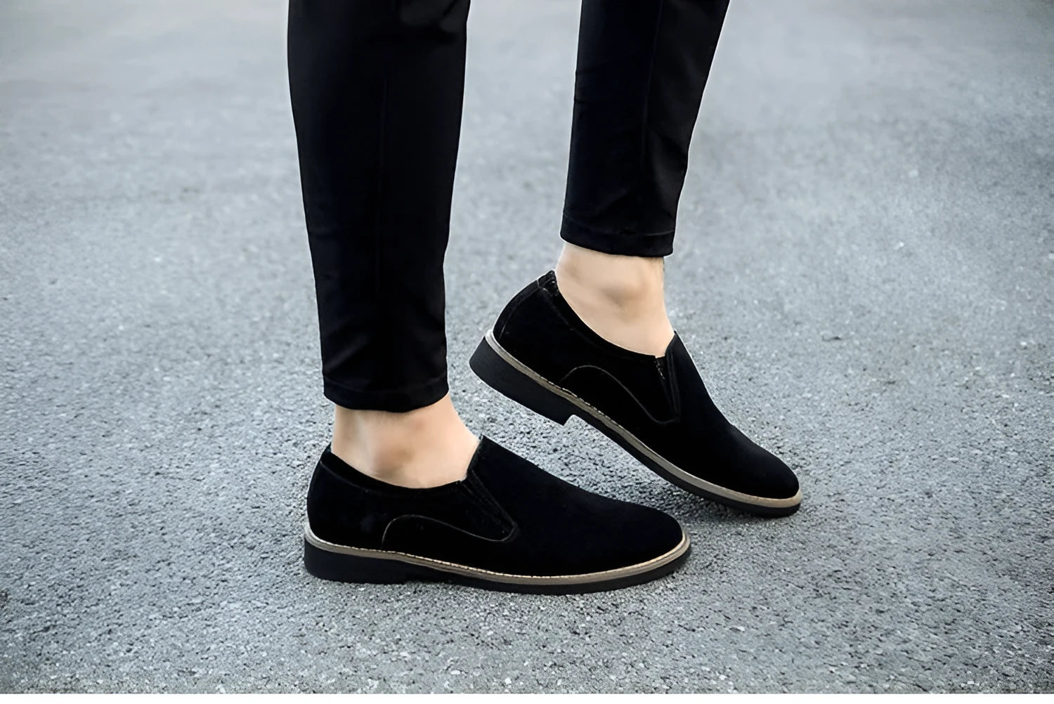 Men's frosted round toe casual leather shoes in black, low heel with rubber sole